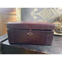 Vintage-Schmucketui Aus Leder Vintage-Schmucketui Aus Leder von DanielsVintageShop