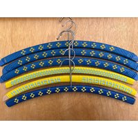 1960Er Jahre Kleiderbügel Kunststoff Geflecht | Perlenarbeiten Home Crafted Bedeckt von DanishVintageCottage