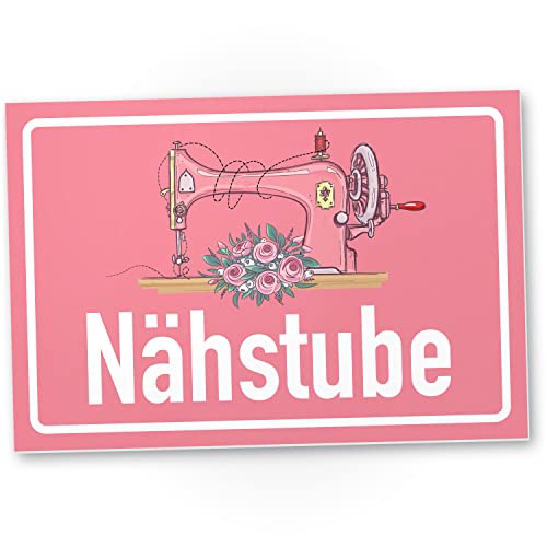 DankeDir! Nähstube - Schild 30 x 20 cm - Wanddeko lustiger Spruch Spruchschild Geburtstagsgeschenk Türschild Karte - Partydeko Party Deko Geschenk Frauen Freundin Nähen Geschenkidee von DankeDir!