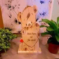 Teddybär Aus Holz - Personalisierbarer Text Holz Deko Schild Bärchen Mit Herz Und Spruch von DannyHolzDeko