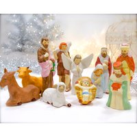 Vintage 11Teiliges Set - Porzellan Krippe Handbemalte Weihnachtsdekor Religiöses Dekor Sku 26-C-00015770 von DansandAdiHomeDecor