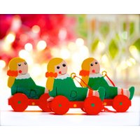 Vintage 1980Er Jahre - 3-Teilige Holzpuppen Ornamente Urlaub, Weihnachten Nachziehspielzeug Sku Wanne-400-00033706 von DansandAdiHomeDecor