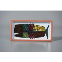 Stig Lindberg Karneval Vintage Fayence Schale Teller Fisch 198-0 Studiokeramik Gustavsberg Schweden 50Er/60Er Jahre von DanskandMore