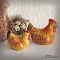 Set Aus Zwei Hühner Candy Containern ~ Made in Germany 1950S Midcentury Ostern Box Alte Osterfiguren Vintage Easter Hx3975 von DanysVintageShop