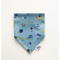 Magic Kingdom, Schlupfhalsband Hundehalsband Mit Passendem, Fliege, Scrunchie Und Facemask Erhältlich von DarraghsDogs