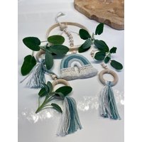 Baby Mobile „Salbeikind"/ Regenbogen/Makramee Personalisiertes Geburtsgeschenk Jungen /Taufgeschenk Mädchen von Daruschka