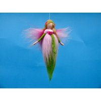 Kleine Röschenfee Kleine Röschenfee von DasFilzFuechsle