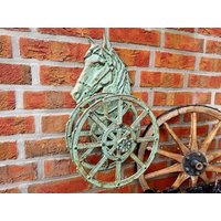 Landhaus Schlauchhalter "Pferd" Gusseisen Abrollbar Mit Antiklackierung Vintage Gartenschlauchhalter Wasserschlauch Halterung von DasLandhus