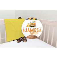 Bau Baby Name Zeichen Runde Aus Holz Personalisierte Neugeborene Ankündigung Benutzerdefinierte Kinderzimmer Dekor von DashingFoxCo