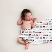 Kleiner Bruder Personalisierte Swaddle Decke, Baby Namen Geburtsankündigung Jungen Decke Krankenhaus von DashingFoxCo