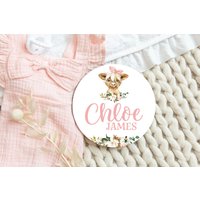 Kuh Baby Mädchen Runde Holz Name Zeichen Aus Personalisierte Neugeborene Ankündigung Benutzerdefinierte Kinderzimmer Dekor von DashingFoxCo