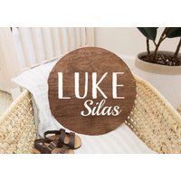 Personalisiertes Baby Namensschild Benutzerdefinierter Hölzerner Babyname Geschenk Neugeborenen Ankündigung Benutzerdefinierte Kinderzimmer Home von DashingFoxCo