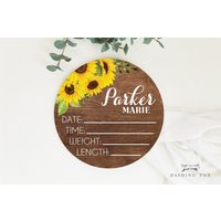 Sonnenblume Geburt Stats Runde Holz Baby Namensschild Aus Personalisierte Name Neugeborene Ankündigung Benutzerdefinierte Kinderzimmer Zeichen Dekor Sonnenblume Geburt Stats Runde Holz Baby Namensschild Aus Personalisierte Name Neugeborene Ankündigung Benutzerdefinierte Kinderzimmer Zeichen Dekor von DashingFoxCo
