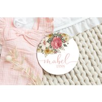 Vintage Blumen Baby Mädchen Runde Holz Name Zeichen Aus Personalisierte Neugeborene Ankündigung Benutzerdefinierte Kinderzimmer Dekor Vintage Blumen Baby Mädchen Runde Holz Name Zeichen Aus Personalisierte Neugeborene Ankündigung Benutzerdefinierte Kinderzimmer Dekor von DashingFoxCo