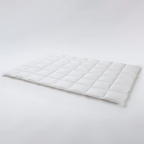 Daunenfee – Cassettendecke 135x200cm – mit Daunen & Federn – 6x8 Karos, 2cm Stege – Handarbeit Made in Germany Daunenfee – Cassettendecke 135x200cm – mit Daunen & Federn – 6x8 Karos, 2cm Stege – Handarbeit Made in Germany von Daunenfee
