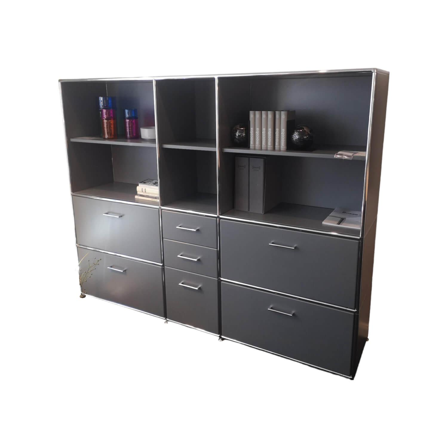 Schrank 4 Oh Lack Vulkangrau Gestell Stahl Mit Office Griff Schrank 4 Oh Lack Vulkangrau Gestell Stahl Mit Office Griff von Dauphin Home
