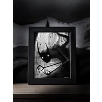 Schlaflähmung Dämon Kleine Gruselige Kunstdruck - Unheimliche Und Ominöse Dekorationen, Albtraum Inspirierte Kunst von DaveDickIllustration