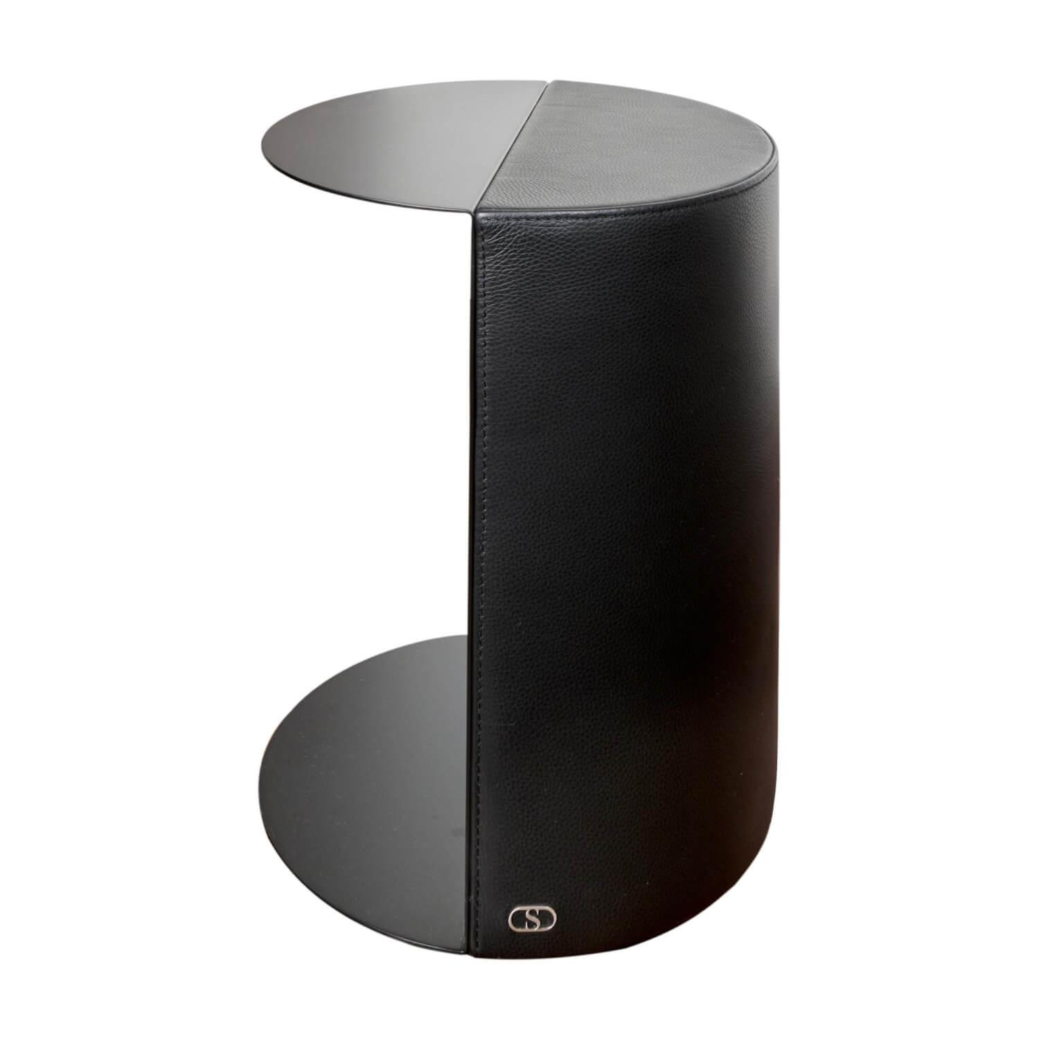 Beistelltisch Hoch 61 Bezug Leder 28 Living 11 Black Gestell Stahl Schwarz Besch... Beistelltisch Hoch 61 Bezug Leder 28 Living 11 Black Gestell Stahl Schwarz Besch... von De Sede