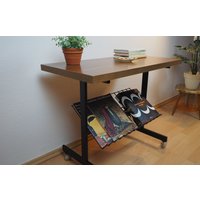 70Erddrzeitungstischbeistelltischtischspieltischmid Centuryvintage von DeDaeRdesign