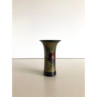 Vase - Art Deco De Duif/Den Dolder Mit Polychromer Blumendekoration Zuid-Holland Gouda Handbemalt von DeGroteVerzamelaar