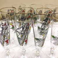 "Vintage "Treasure Island" "Treasure Island" Bier Pilsners, 9Er Set Große Libbey Glass Piratengläser, Mcm Cocktailgläser, Piratenthema/Party "Vintage "Treasure Island" "Treasure Island" Bier Pilsners, 9Er Set Große Libbey Glass Piratengläser, Mcm Cocktailgläser, Piratenthema/Party von DeMarsVintage