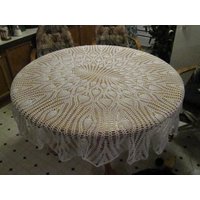 Handgefertigte Gehäkelte Weiße Längliche Ananas Tischdecke Passt Rund von DebsCraftCreations