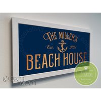 Personalisiertes Beach House Zeichen, Fr102-Nc, Strandhaus, Benutzerdefinierte Schilder, Gebürstetes Metallfinish, Holzrahmen, Benutzerdefinierte von DecaModa