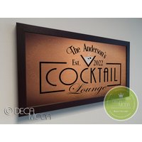 Personalisiertes Cocktail Lounge Schild, Bar Benutzerdefinierte Schilder, Gebürstetes Metall Finish, Holzrahmen, Cocktail Lounge, Bar von DecaModa