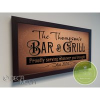Personalized Bar Und Grill Schild, Familie Name Benutzerdefinierte Schilder, Bar Grill, Hausbar Dekor, Lounge Schild von DecaModa