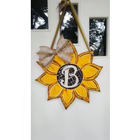Sonnenblume Mit Oder Ohne Benutzerdefinierte Brieftür Hängen in Mehreren Farben von DecadentDoorsbyMandy