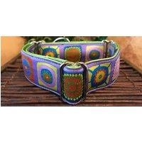 Lila Blockkragen von DeckerDawgDesigns