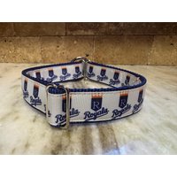 Royals Hundehalsband von DeckerDawgDesigns