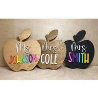 Personalisiertes Desktop-Lehrer-Apple-Zeichen | Mini Apple Schild Für Lehrer Geschenke Schreibtisch Personalisiert Geschenk von DecoAndVinyl