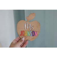 Personalisiertes Desktop-Lehrer-Apple-Zeichen | Mini Apple Schild Für Lehrer Geschenke Schreibtisch Personalisiert Geschenk von DecoAndVinyl