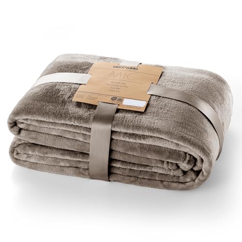 DecoKing Kuscheldecke 150x200 cm Cappuccino Decke Microfaser Tagesdecke Fleece weich sanft kuschelig beige Mic von DecoKing