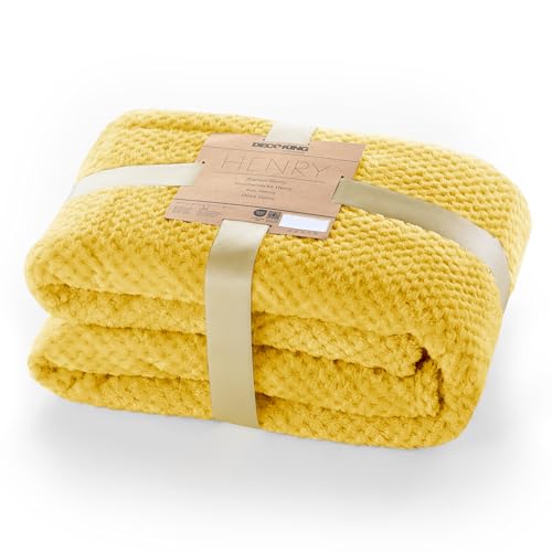 DecoKing Kuscheldecke 150x200 cm senfgelb Decke Microfaser Wohndecke Tagesdecke Fleece weich sanft kuschelig skandinavischer Stil gelb Henry von DecoKing