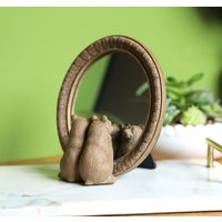 Harz Bär Kosmetikspiegel Freistehender Schreibtisch Oder Mantel Dekor Harz Bär Kosmetikspiegel Freistehender Schreibtisch Oder Mantel Dekor von DecoSachet