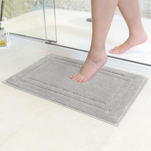 Decomira Badematte rutschfest | Als Badteppich Set kombinierbar | WC-Teppich Badezimmer-Teppich Bad-Vorleger waschbar | Duschvorleger waschbar Bad-Garnitur | Grau - 40x60 cm Decomira Badematte rutschfest | Als Badteppich Set kombinierbar | WC-Teppich Badezimmer-Teppich Bad-Vorleger waschbar | Duschvorleger waschbar Bad-Garnitur | Grau - 40x60 cm von Decomira