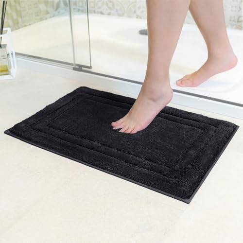 Decomira Badematte rutschfest | Als Badteppich Set kombinierbar | WC-Teppich Badezimmer-Teppich Bad-Vorleger waschbar | Duschvorleger waschbar Bad-Garnitur | Schwarz - 40x60 cm Decomira Badematte rutschfest | Als Badteppich Set kombinierbar | WC-Teppich Badezimmer-Teppich Bad-Vorleger waschbar | Duschvorleger waschbar Bad-Garnitur | Schwarz - 40x60 cm von Decomira