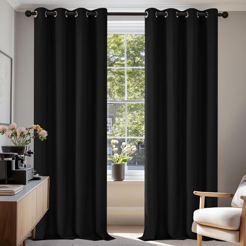 Deconovo Verdunkelungsgardinen mit Ösen Gardinen Schlafzimmer Vorhang gegen Kälte Blickdicht, 245x140 cm(HöhexBreite), Schwarz, 2er Set Deconovo Verdunkelungsgardinen mit Ösen Gardinen Schlafzimmer Vorhang gegen Kälte Blickdicht, 245x140 cm(HöhexBreite), Schwarz, 2er Set von Deconovo