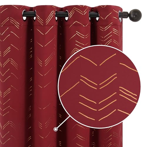 Deconovo Verdunkelungsvorhänge mit Ösen Blickdichte Gardinen Wohnzimmer Moderne Fenstervorhänge Kälteschutz Thermogardine mit Linienmuster, 138x117 cm(HöhexBreite), Rot, 2er Set von Deconovo