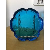 Blenko Laser Blue Glas Aschenbecher Schmuckschale 4 7/8 "Blumenform Texturierter Kieselboden - Electric Marine Capri Peacock Mc von DecorDistillery
