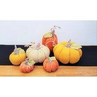 stoff-Kürbisdekorationen, Kürbis 3Er-Set, Halloween-Kürbisse, Thanksgiving-Tischkürbis-Mittelstück von DecorDora