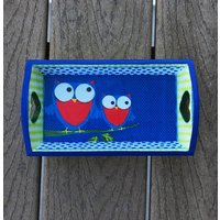 Handgefertigtes Tablett Aus Holz Blaue Eulen Serviertablett Für Kinder | 22X12cm X 1, 75cm Handgefertigtes Tablett Aus Holz Blaue Eulen Serviertablett Für Kinder | 22X12cm X 1, 75cm von DecorElegant