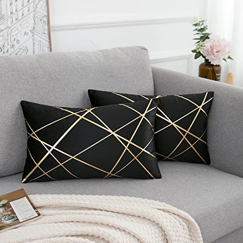 Samt Kissenbezug Schwarz 2er Set 30x50 cm Golden Geometrie Outdoor Dekokissen Kissenhülle Sofakissen Couchkissen Dekorative Kissen Kissenbezüge Moderne Zierkissen Bezug für Schlafzimmer Sofa Bett von DecorMommt