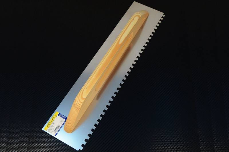 Decorex Maurerkelle Schweizer Aufziehplatte Glattekelle Zahnkelle Traufel Abzieher Kelle (8*8mm Zahne-St) von Decorex