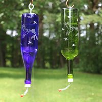 Neu Etched Kolibri Recycled Weinflasche Oder Vogelhaus in Blau Grün von DeeLuxDesigns