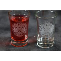 Slaintes Cheers Irish Scottish Schnaps - Oder Dessertgläser-Sets Mit 8, 6, 4 2 von DeeLuxDesigns