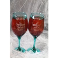Tropisch Inspirierte Flossen Geätzte Weingläser 2Er-Set Mehrere Farben Erhältlich von DeeLuxDesigns