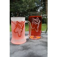 Wolf Mountain Etched 12 Oder 26 Oz Becher Bierkrug von DeeLuxDesigns